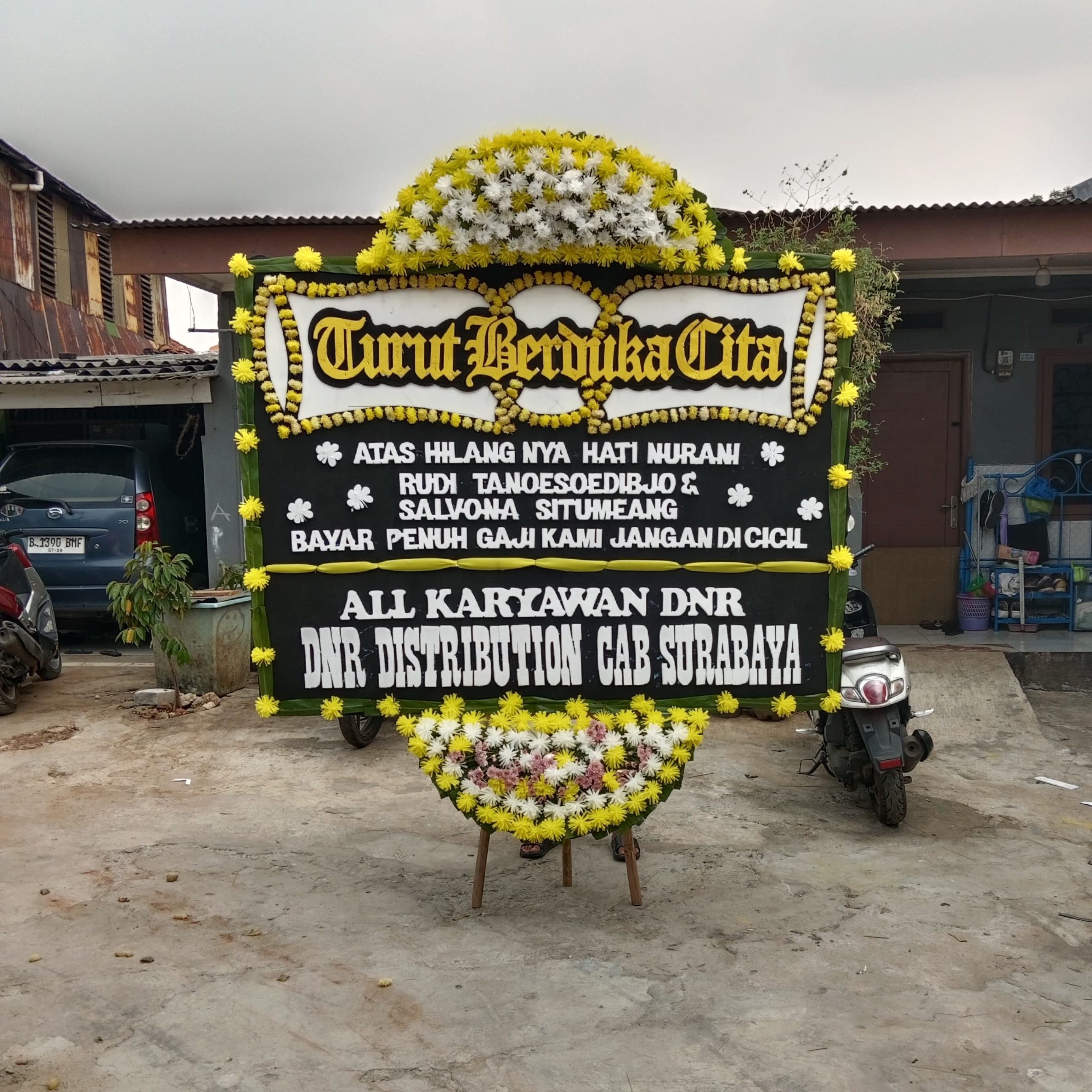 Karangan Bunga Ucapan Duka Cita - Gambar 2