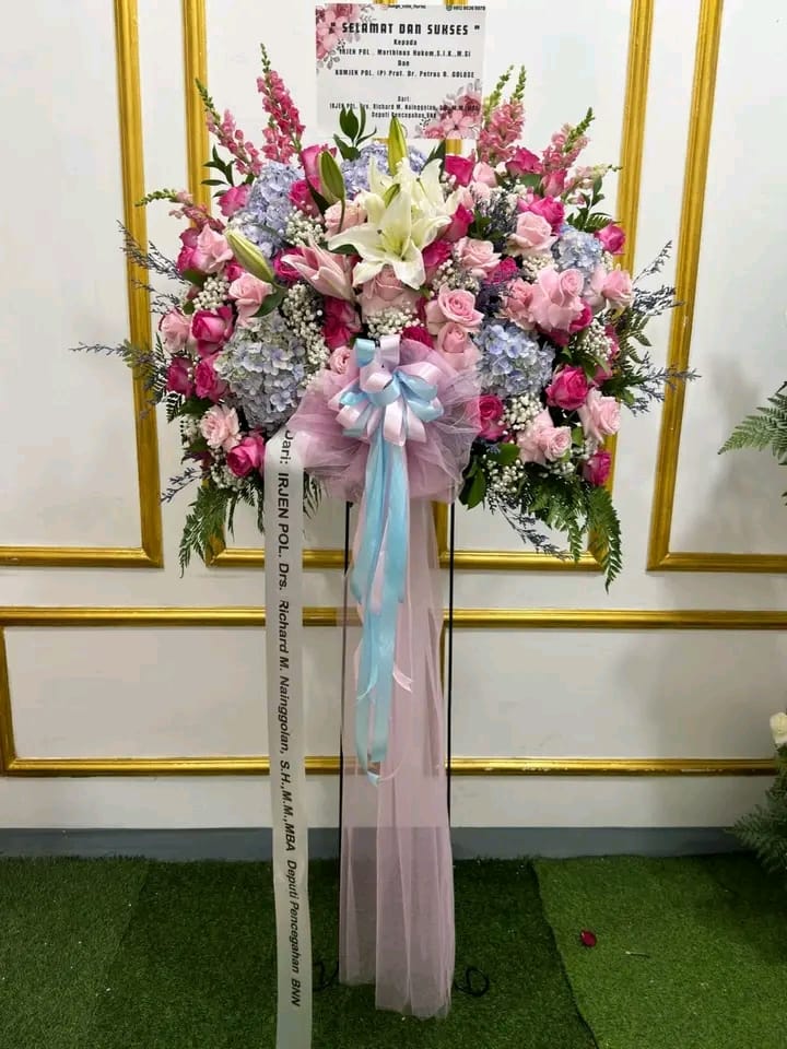 Standing Flower Mix Pastel