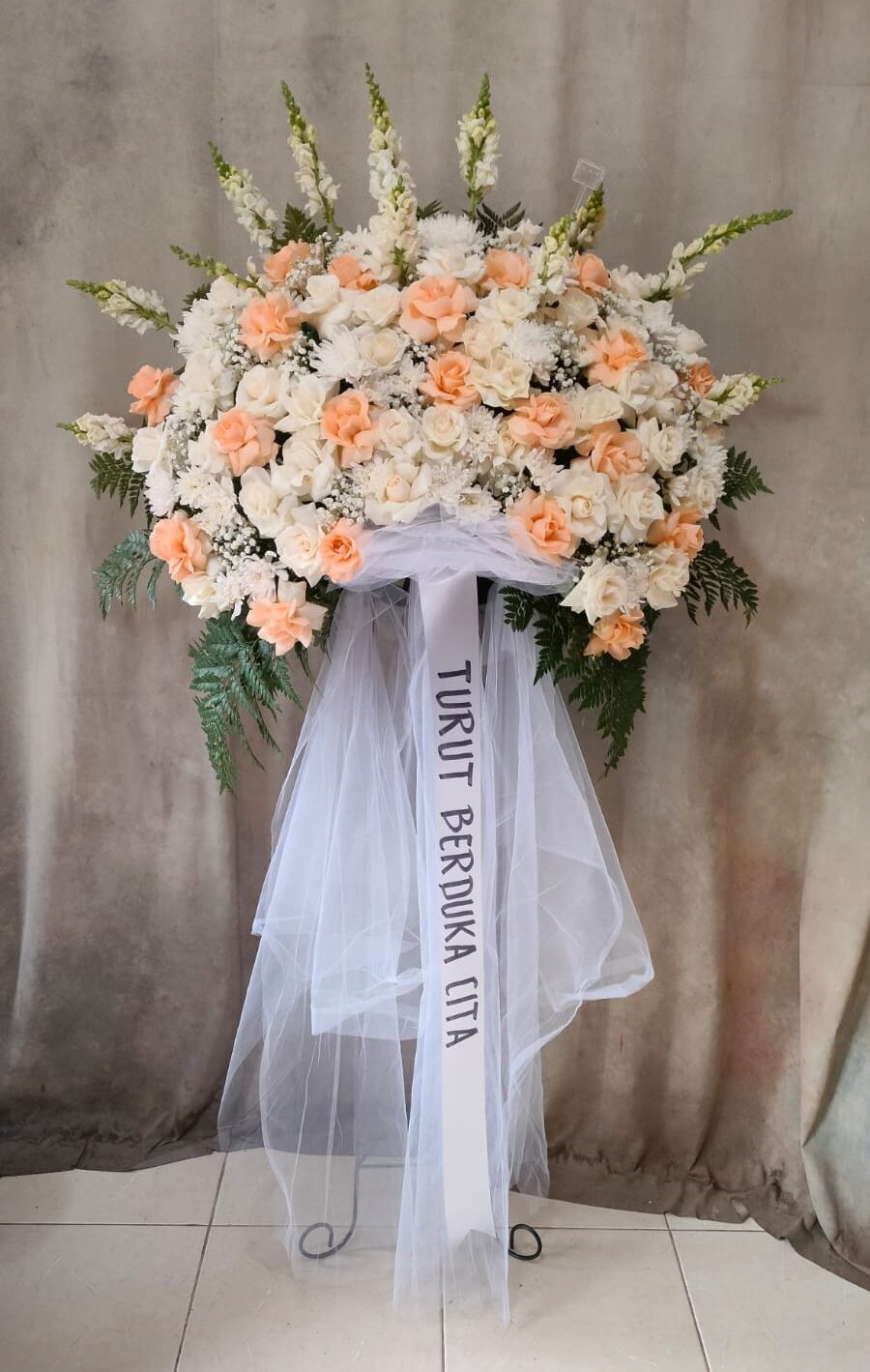 Standing Flower Putih Peach