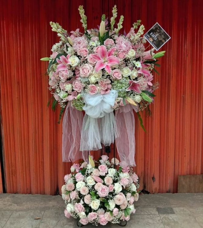 Standing Flower Soft Pink 2 Susun